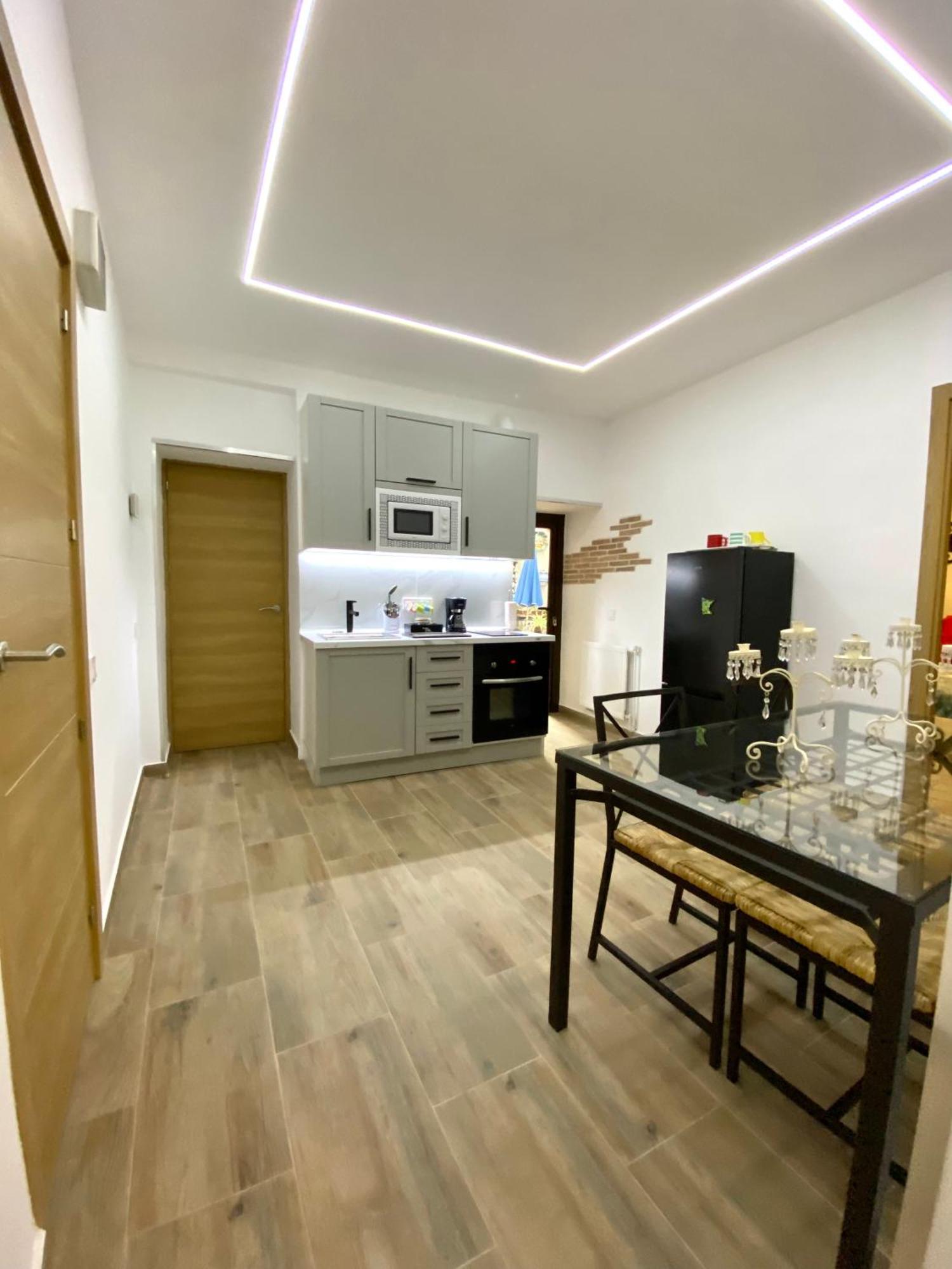 Apartamento Banos Arabes De Cenizal Antes Plaza De Las Fuentes Toledo Eksteriør billede